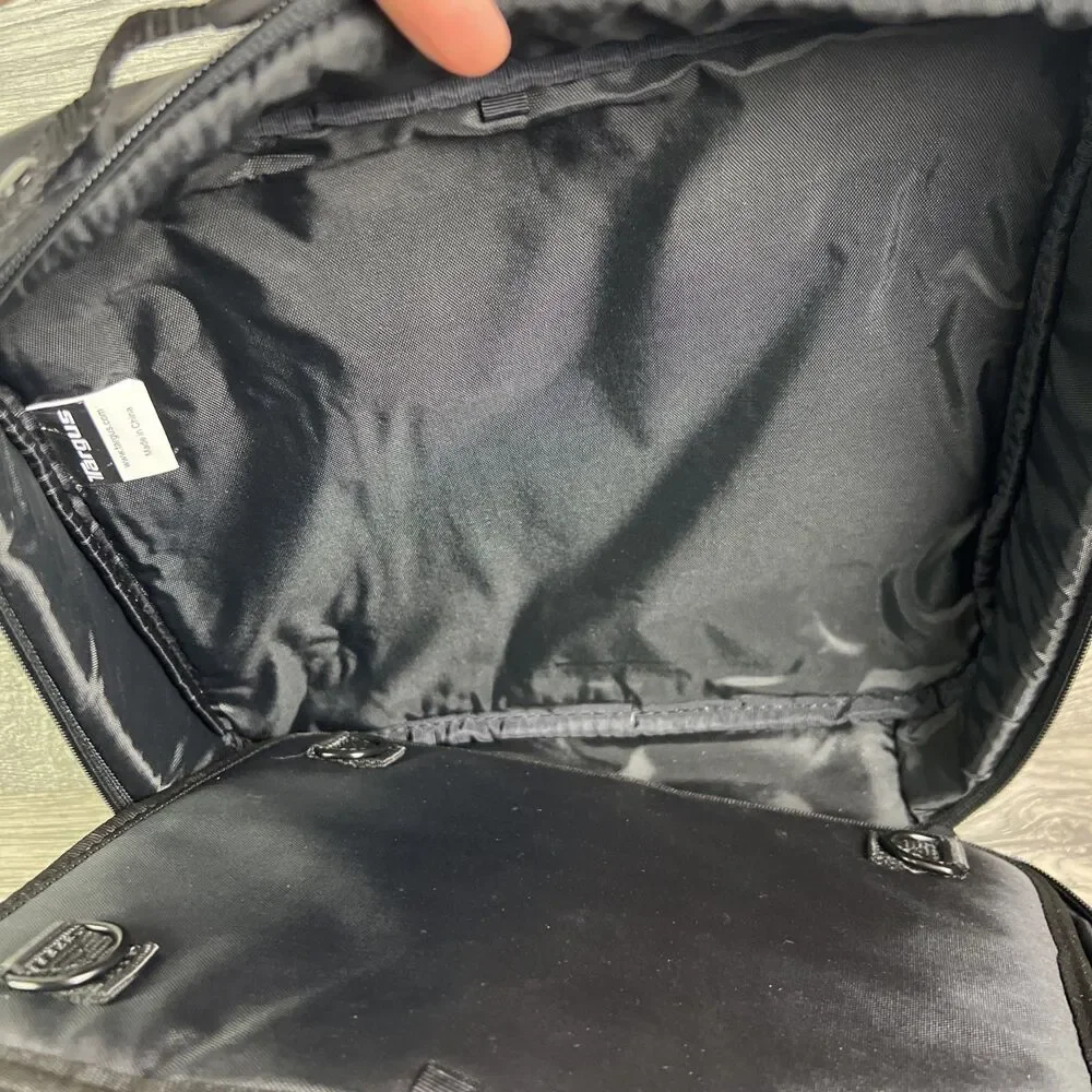 Targus DVD401-10 Travel Electronics/Personal Item Carrying Case Water Resistant